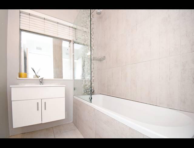 2 BEDROOM APARTMENT FOR SALE IN CRAIGHALL PARK